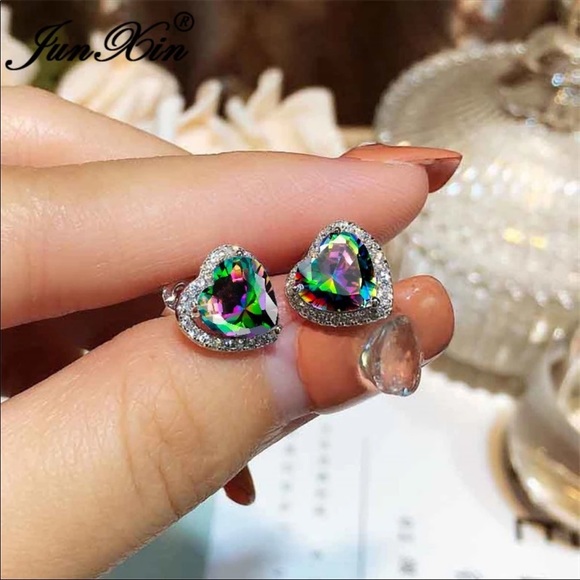 Jewelry - New Silver Brilliant Diamond Stud Earrings, wonderful Earrings, wow Earrings